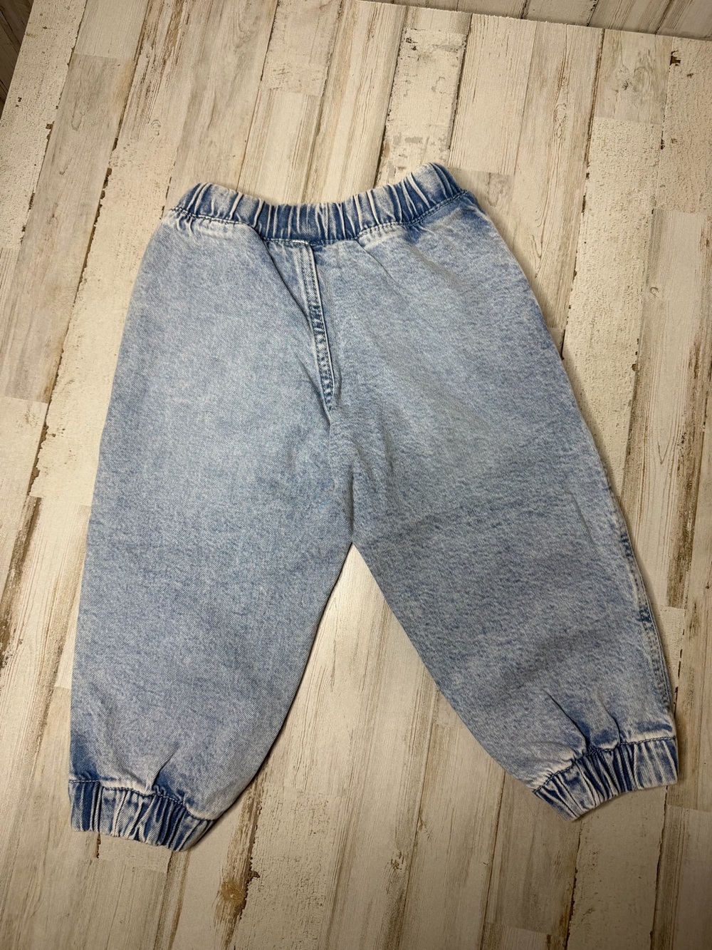 H&M Light Blue Denim Jogger Pants for Kids - Picture 2 of 5